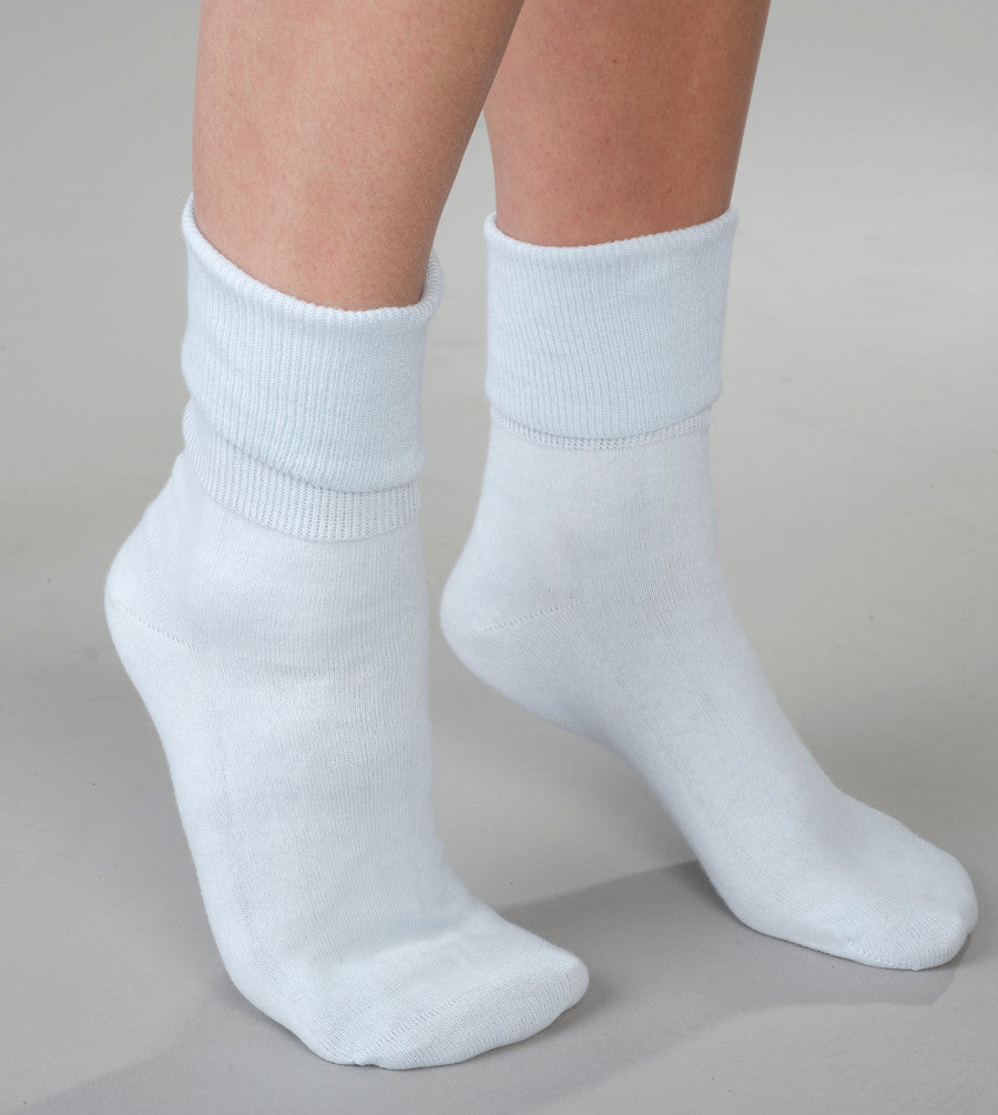 Cotton Diabetic Socks by Buster Brown White